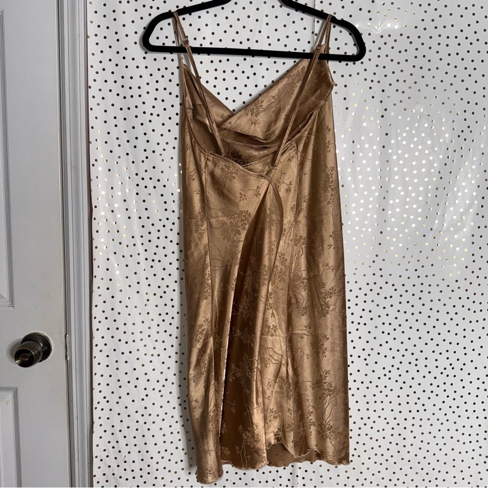 Elegant Floral Slip Dress - Picture 7 of 7